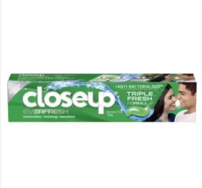 Close -upمعجون اسنان    180 g